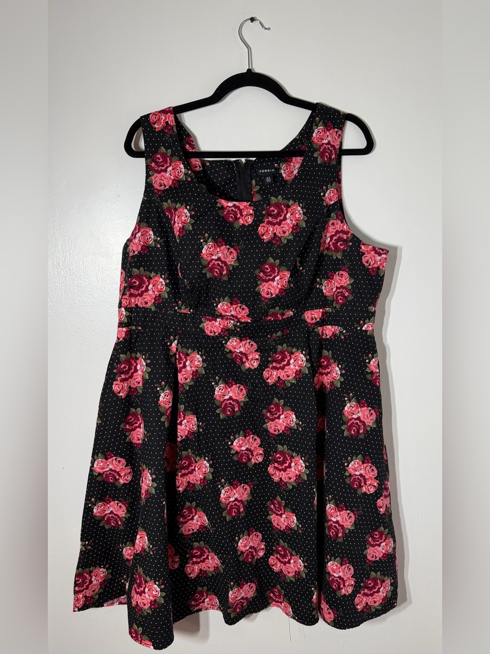 Torrid Size 22 Black Rose Floral Polka Dot Fit & Flare Dress Pockets